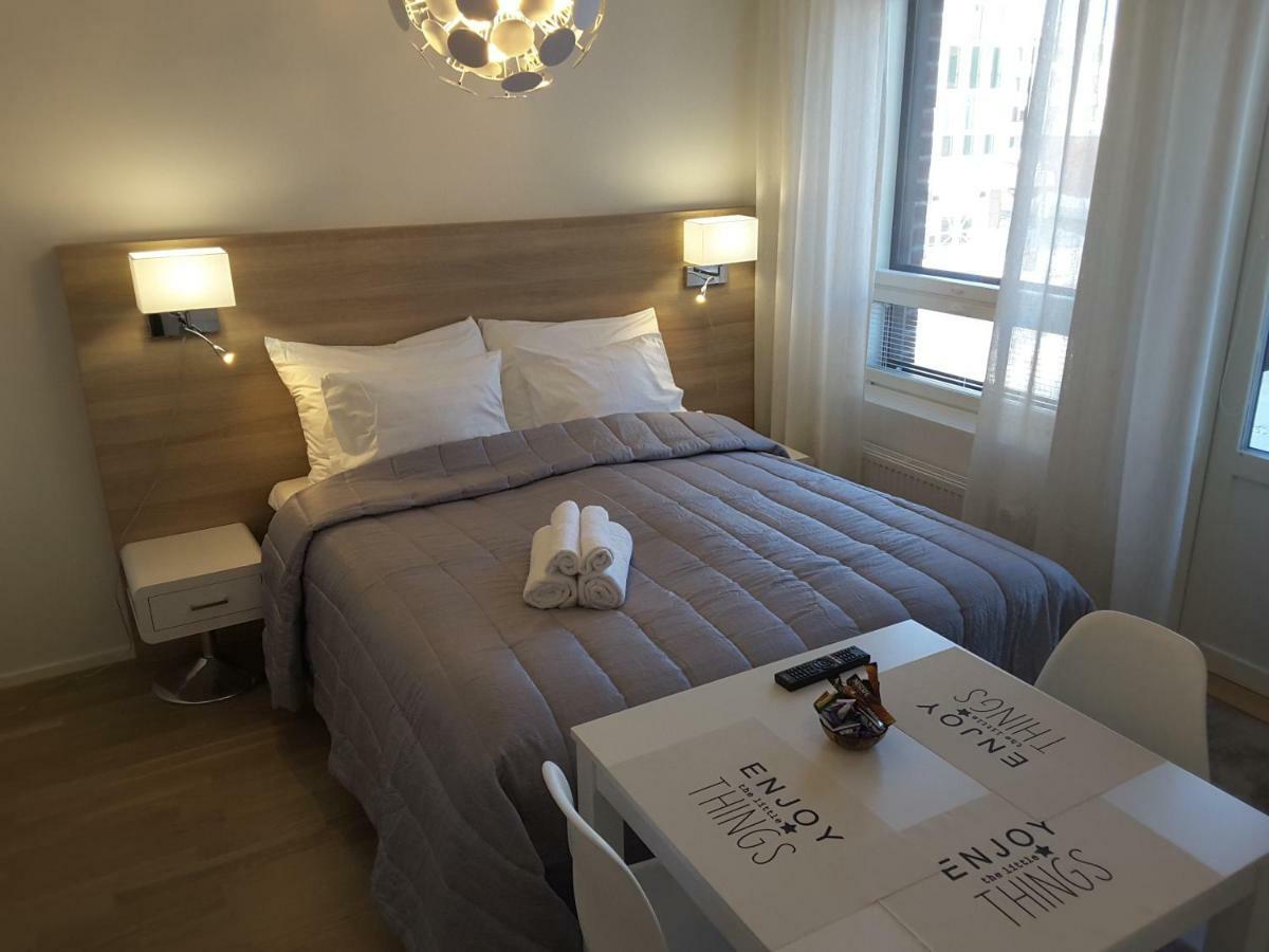 City Apartments With Balcony Ροβανιέμι Εξωτερικό φωτογραφία