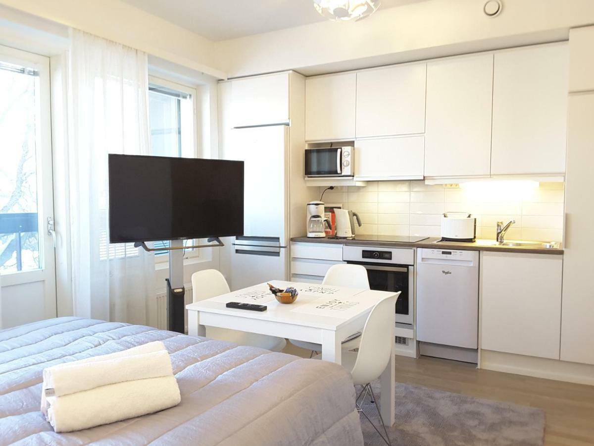 City Apartments With Balcony Ροβανιέμι Εξωτερικό φωτογραφία