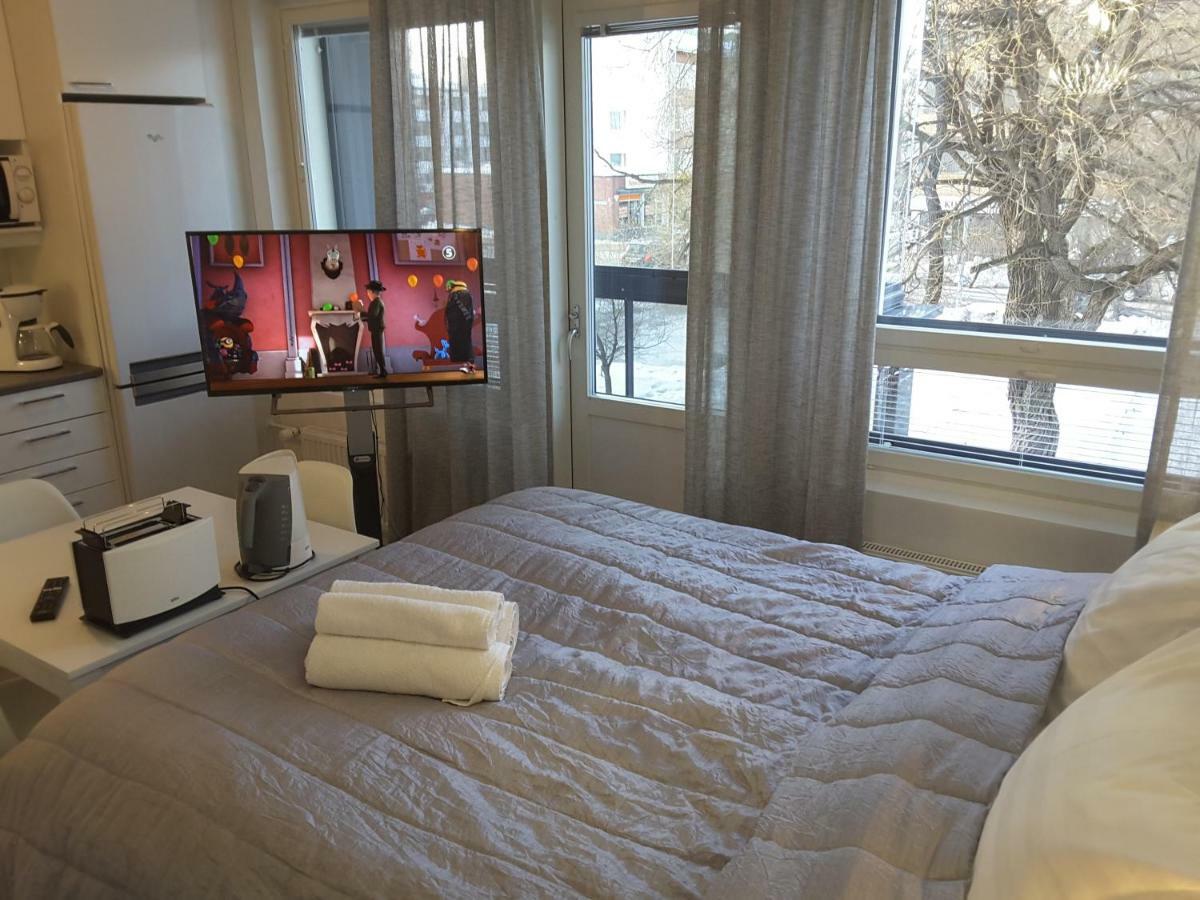 City Apartments With Balcony Ροβανιέμι Εξωτερικό φωτογραφία